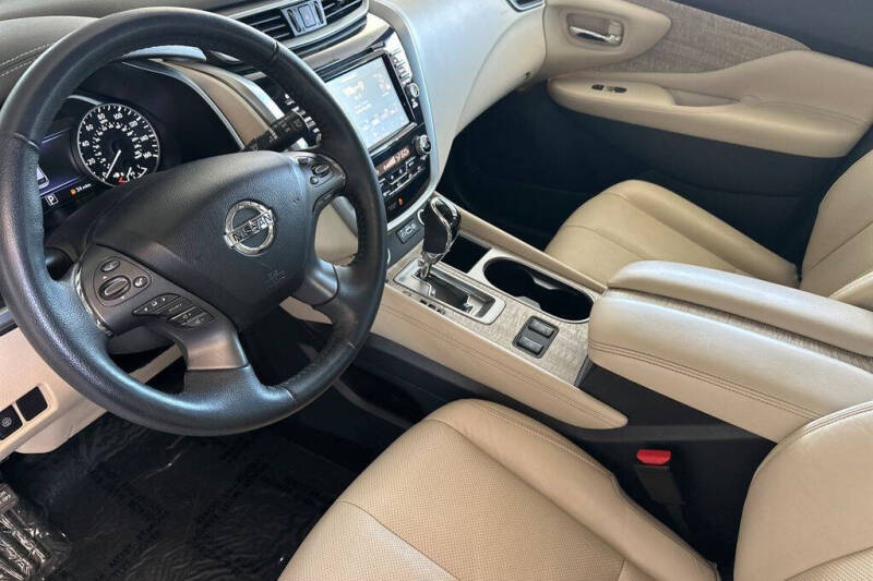 2022 Nissan Murano SL
