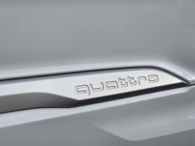 2022 Audi Q7 quattro Premium Plus 55 TFSI