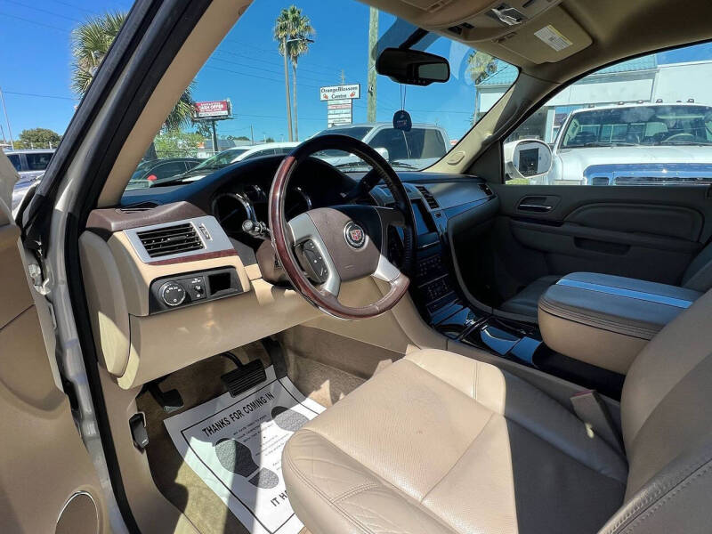 2011 Cadillac Escalade ESV