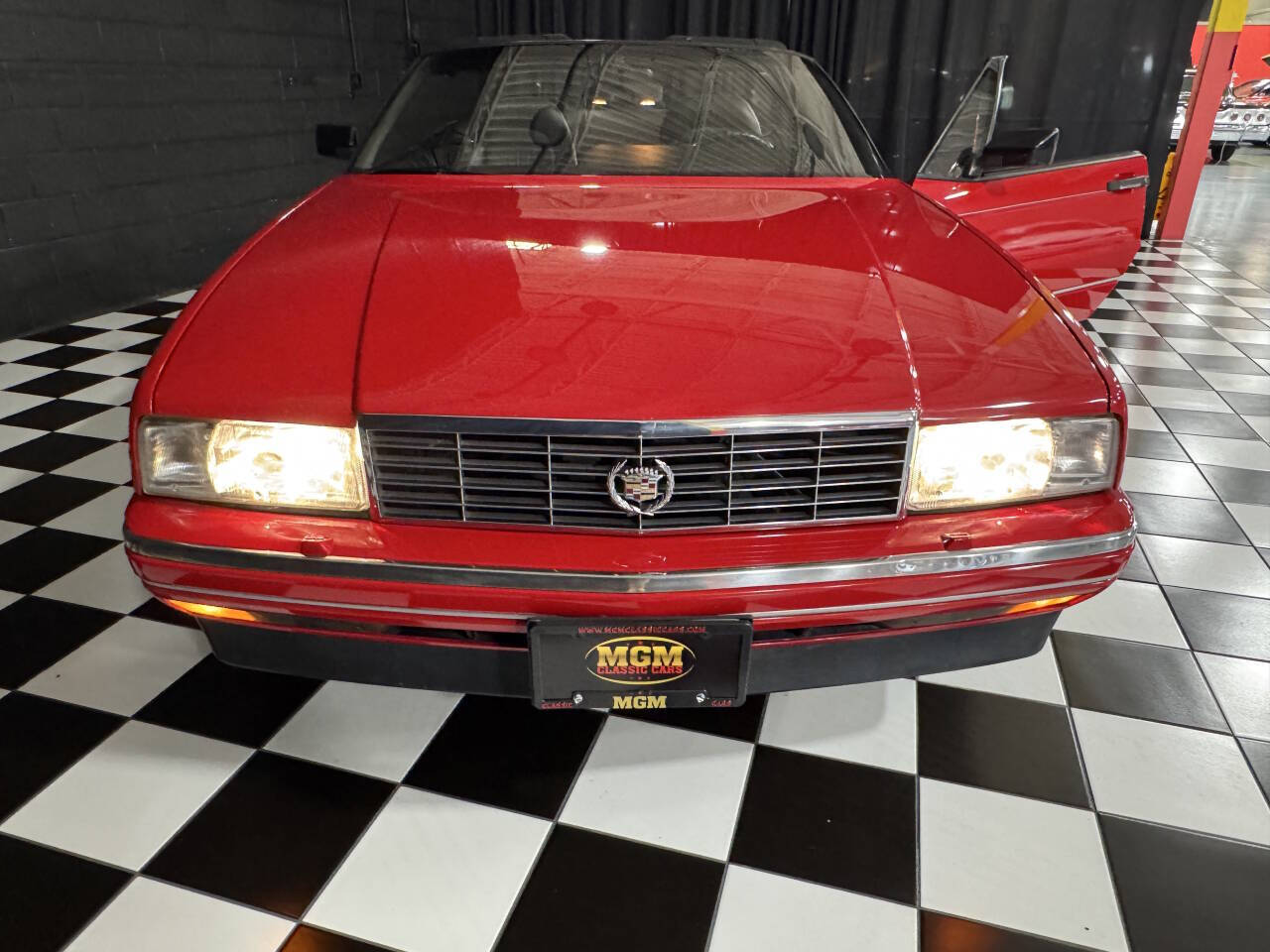 1990 Cadillac Allante 47