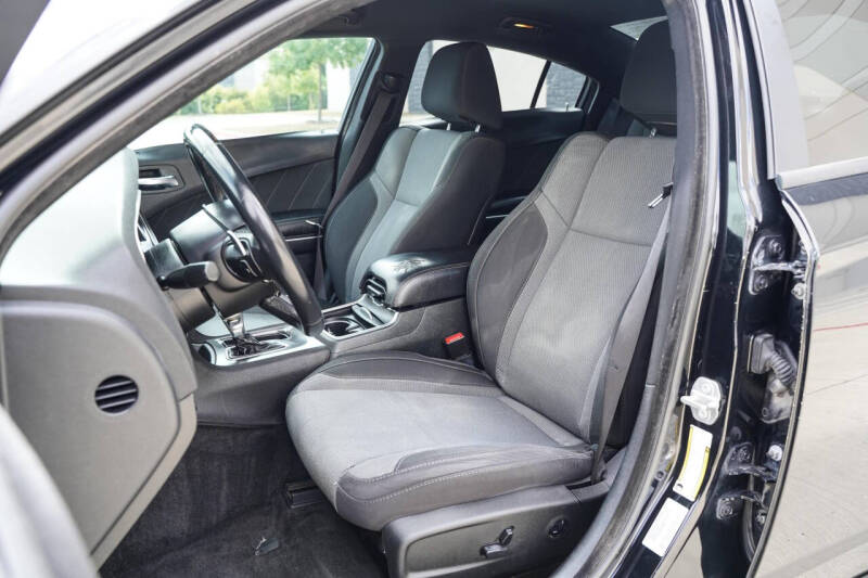 2016 Dodge Charger SXT