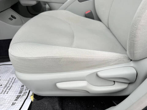 2014 Toyota Prius Five