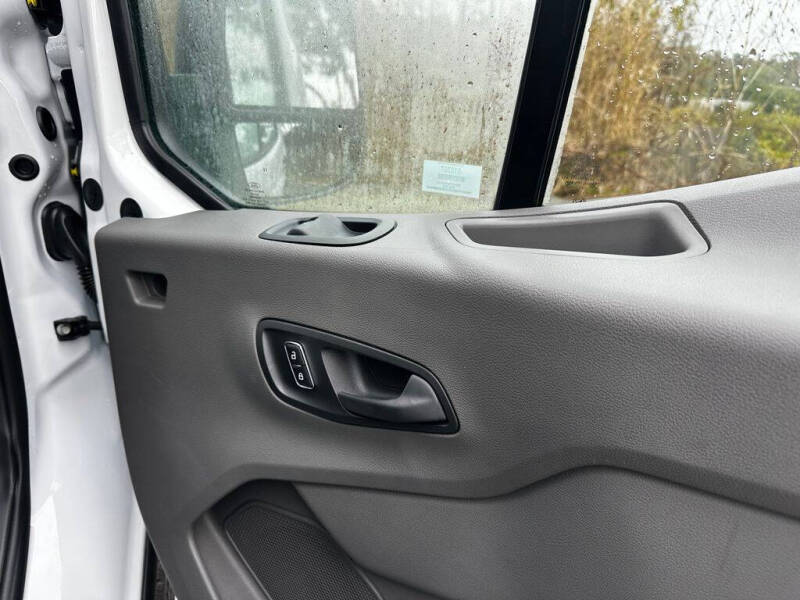 2026 Ford Transit 350 XLT