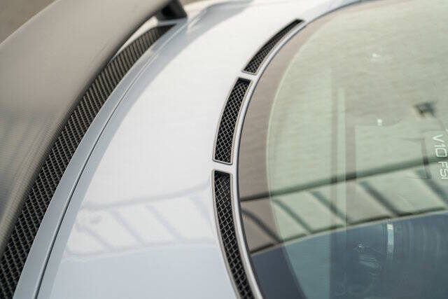 2012 Audi R8 39