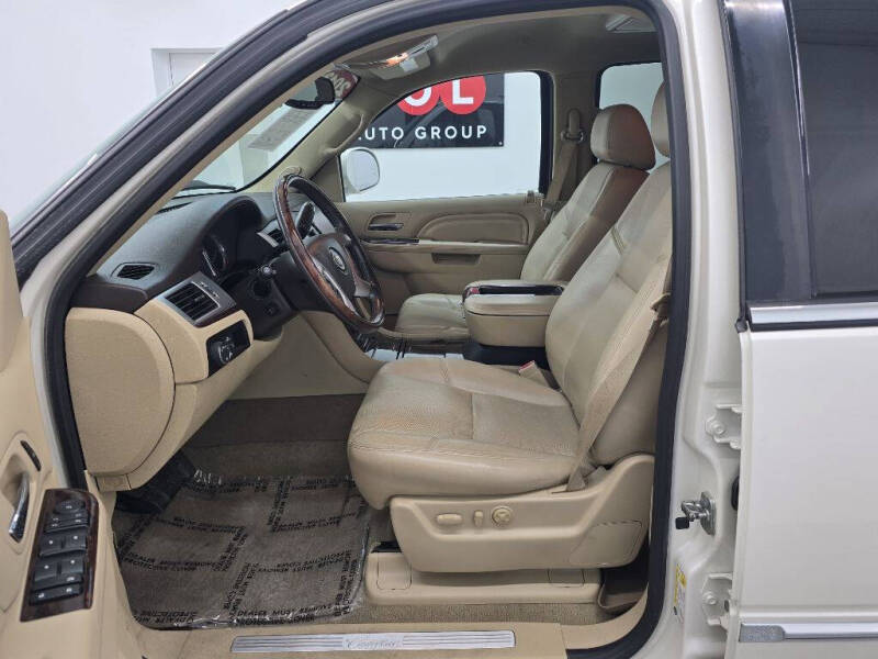 2013 Cadillac Escalade Luxury