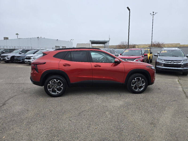 2024 Chevrolet Trax LT