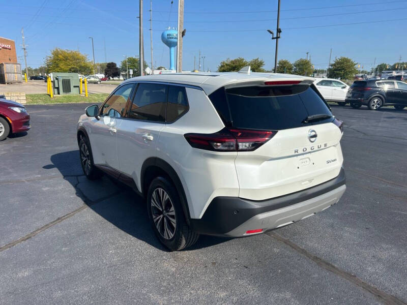 2021 Nissan Rogue SV