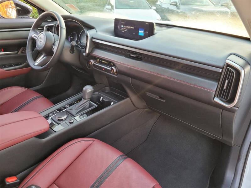 2025 Mazda CX-50 Hybrid Premium