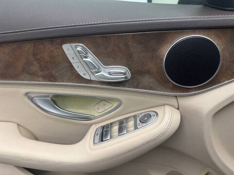 2015 Mercedes-Benz C-Class C 300