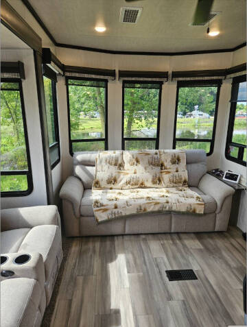 2022 Forest River Cedar Creek Cottage 40CRS