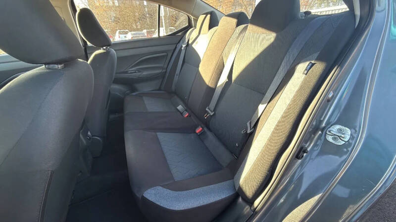 2023 Nissan Versa SV