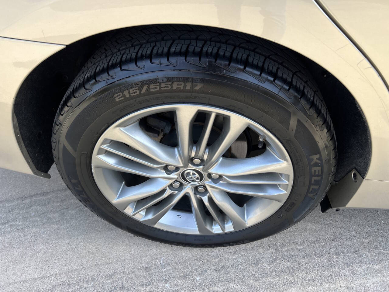 Used Car 2015 Toyota Camry  Le 4dr Sedan For Sale Under $15,000 In Austin, Texas