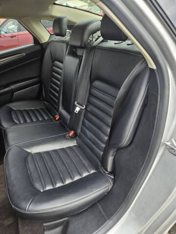 2019 Ford Fusion SEL