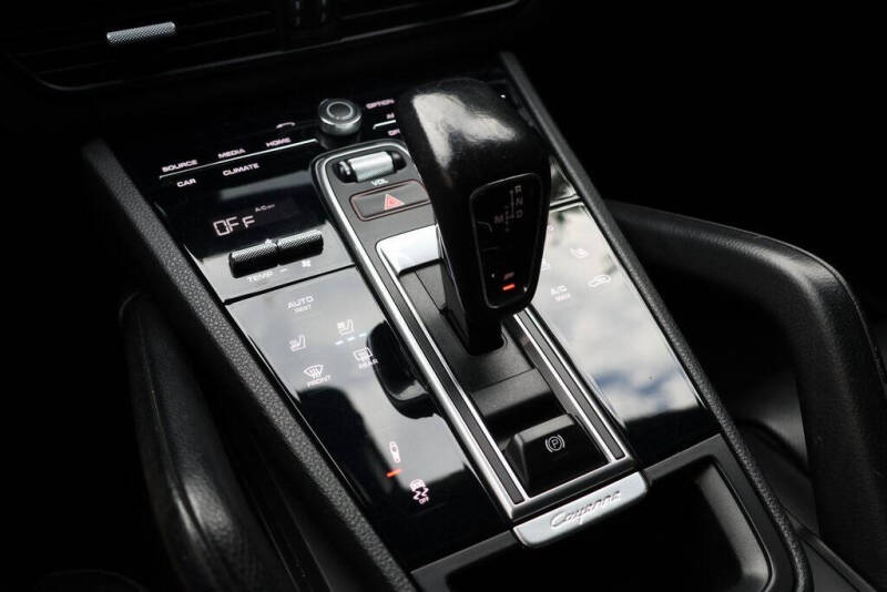 2020 Porsche Cayenne S Coupe