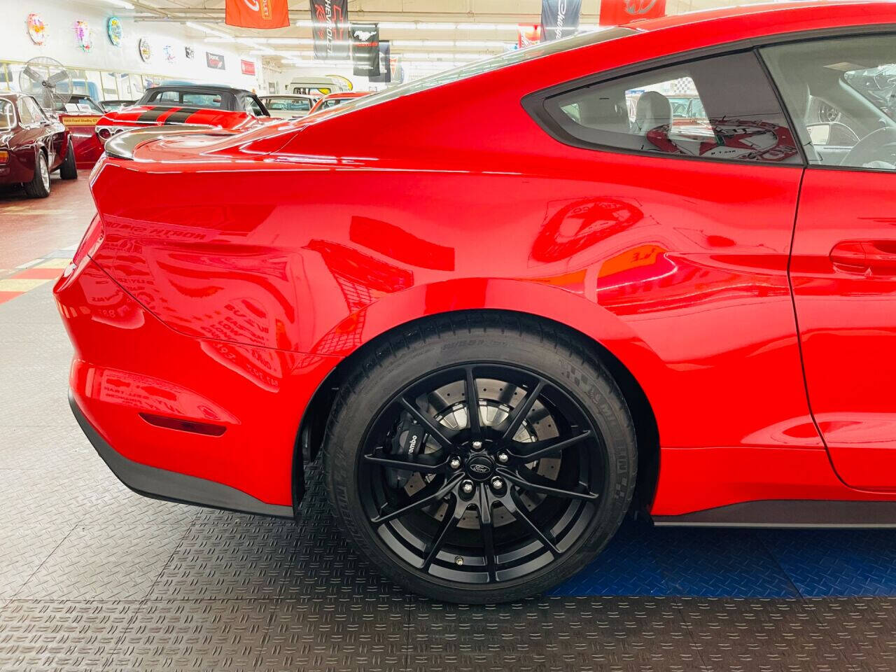 2016 Ford Mustang 28
