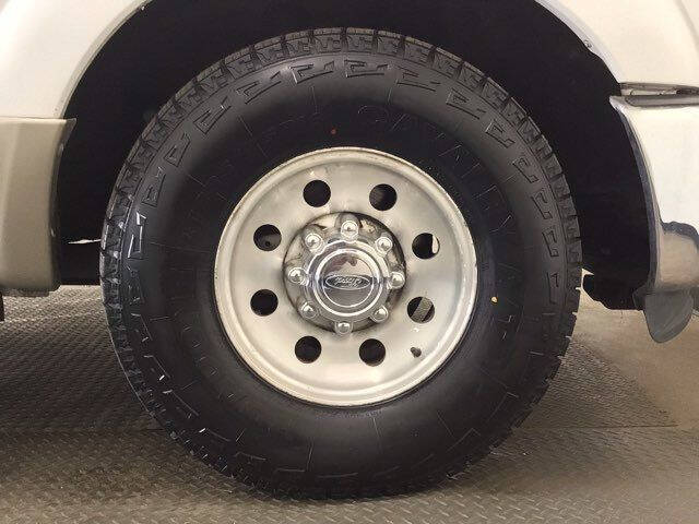 2003 Ford Excursion XLT