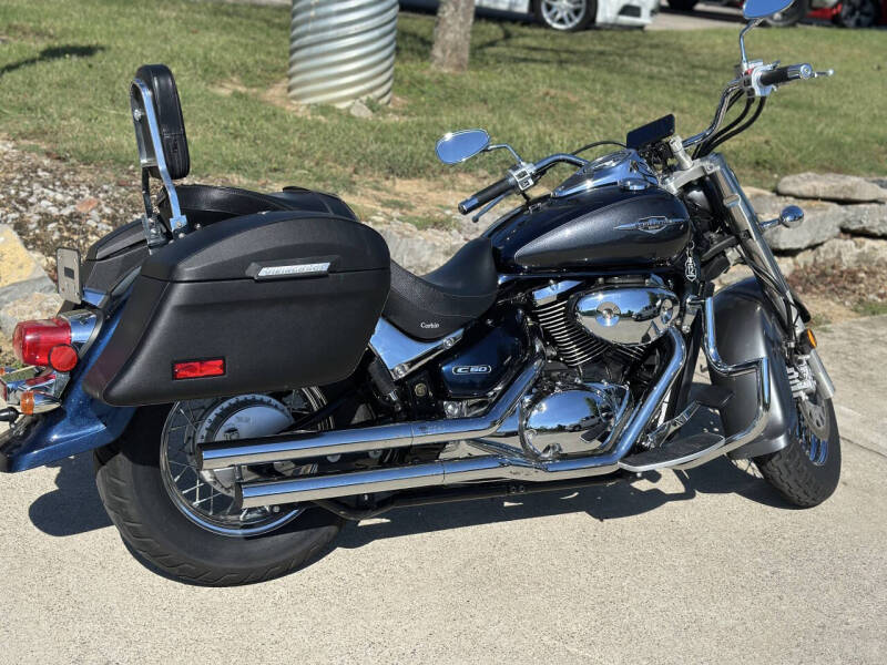 2006 Suzuki Boulevard