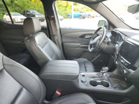 2023 Chevrolet Traverse RS