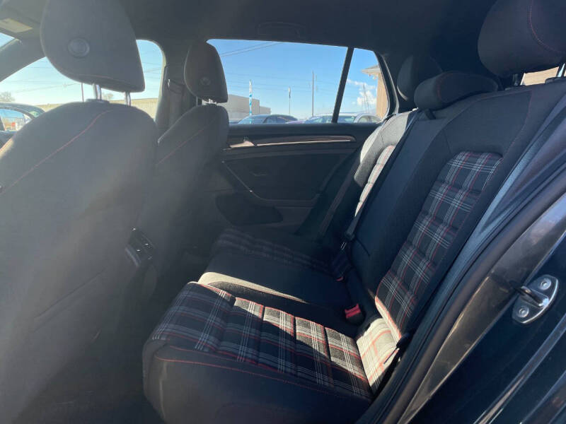 2017 Volkswagen Golf GTI Autobahn