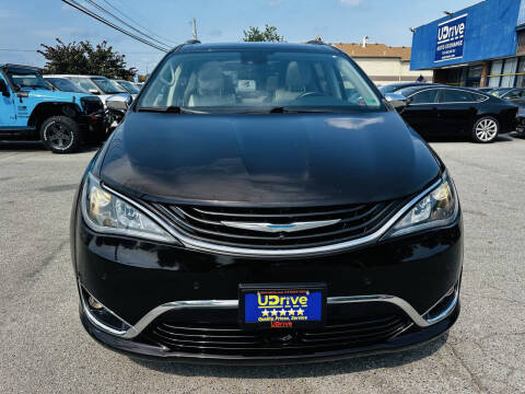 2018 Chrysler Pacifica Hybrid Limited