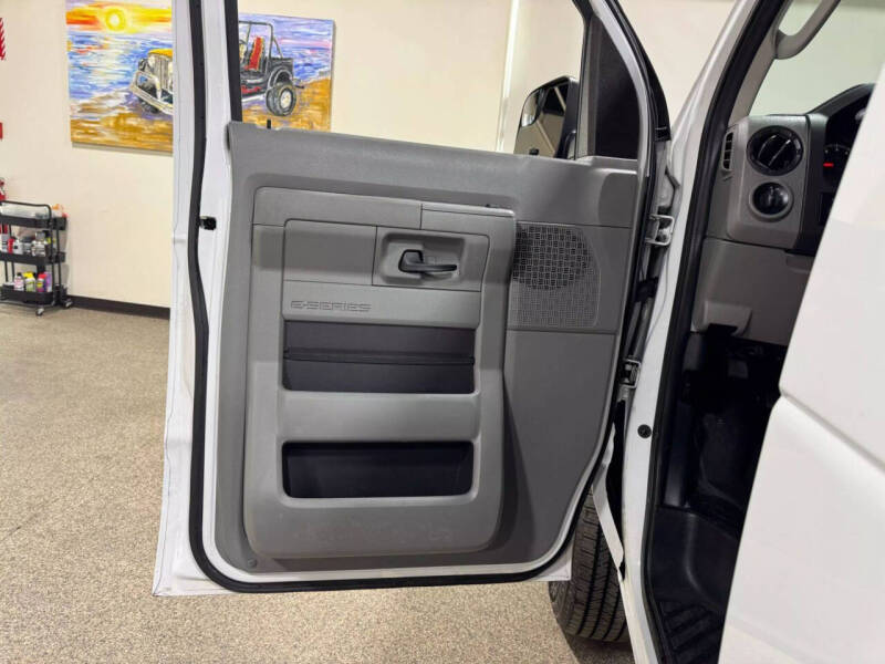 2012 Ford E-Series E-350 SD