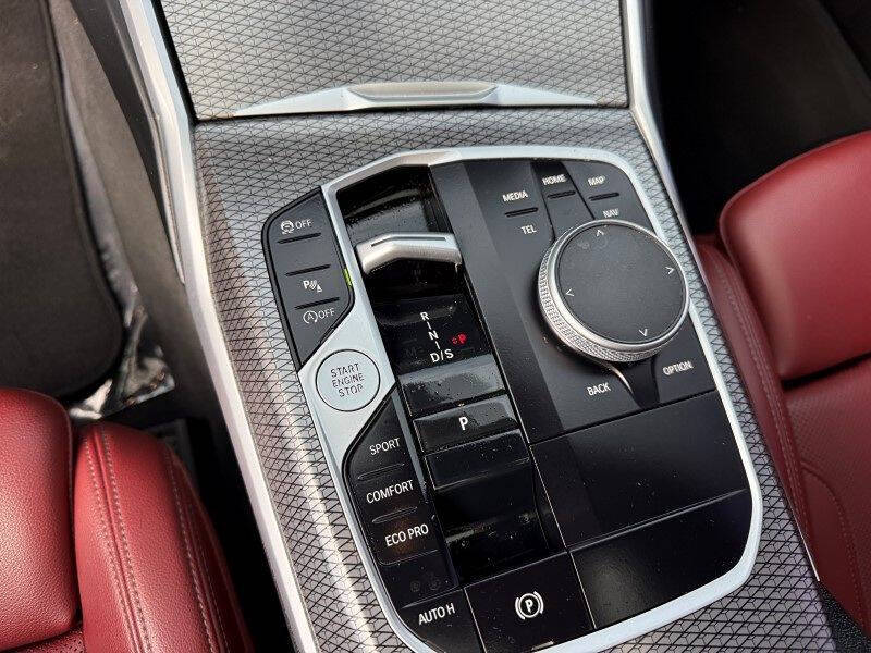 2023 BMW 3 Series 330i