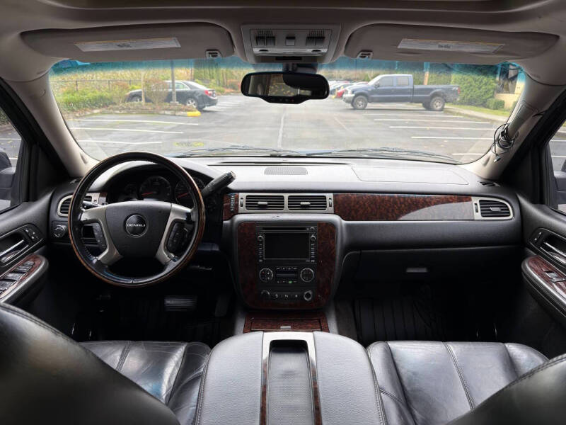 2009 GMC Yukon XL Denali