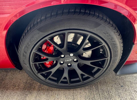 2015 Dodge Challenger SRT Hellcat