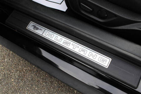 2021 Ford Mustang EcoBoost