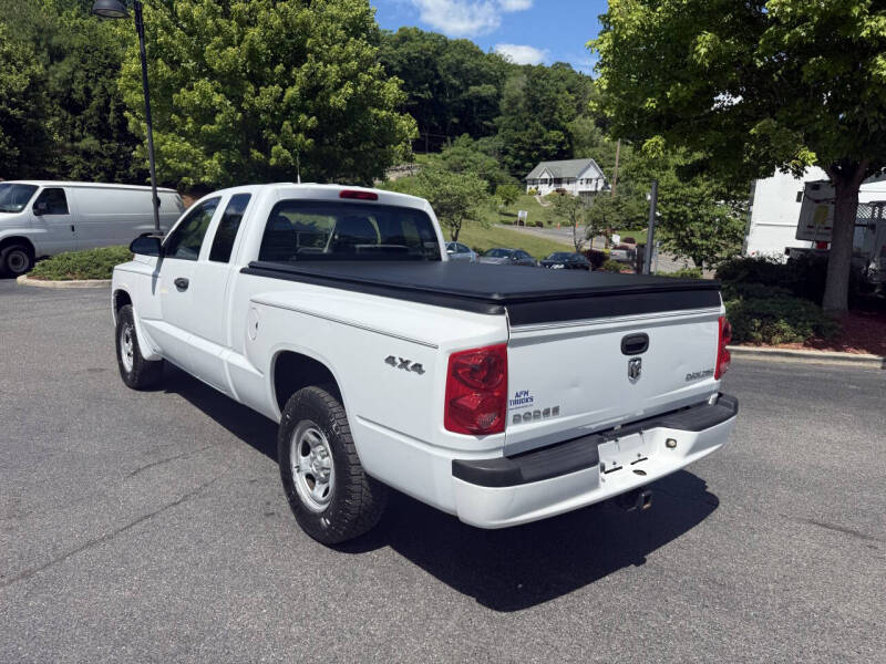 2011 RAM Dakota ST