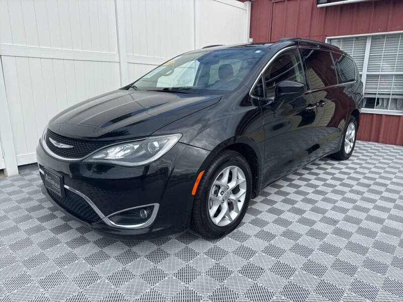 2020 Chrysler Pacifica Touring