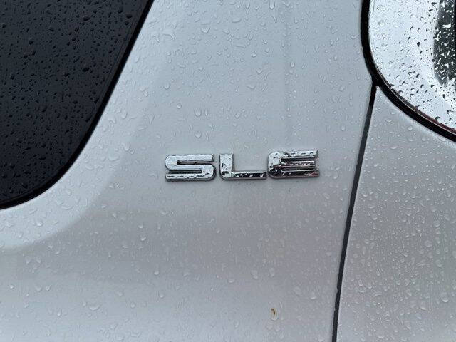 2017 GMC Acadia SLE-2