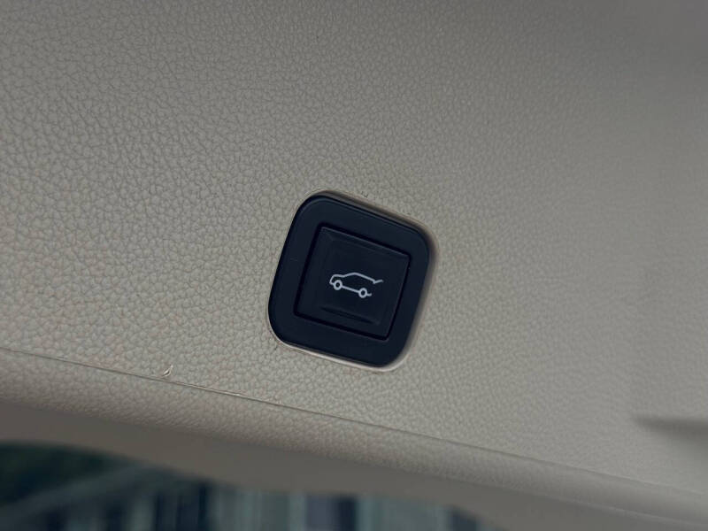 2013 Cadillac SRX Premium Collection