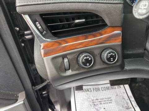 2017 Cadillac Escalade Luxury