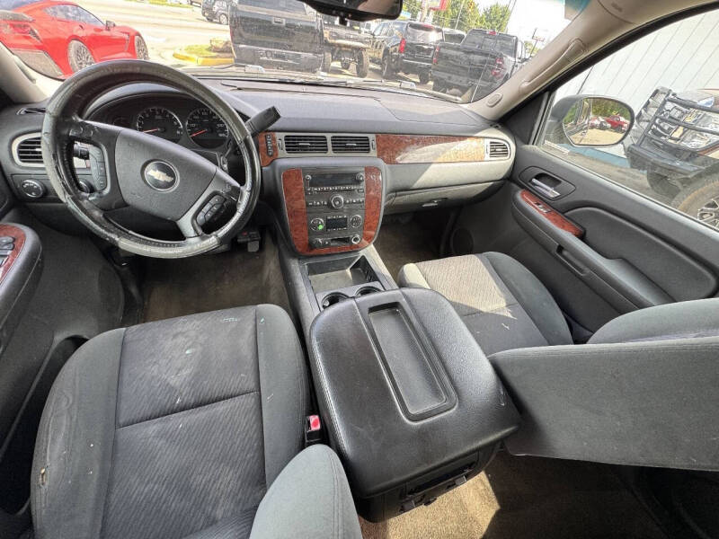 2009 Chevrolet Avalanche LS
