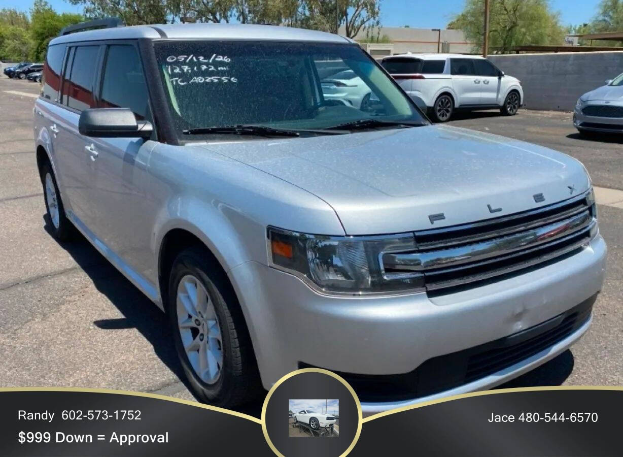 Silver 2018 Ford Flex SE SE 4dr Crossover 2
