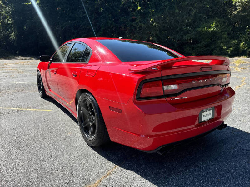 2014 Dodge Charger R/T photo 31