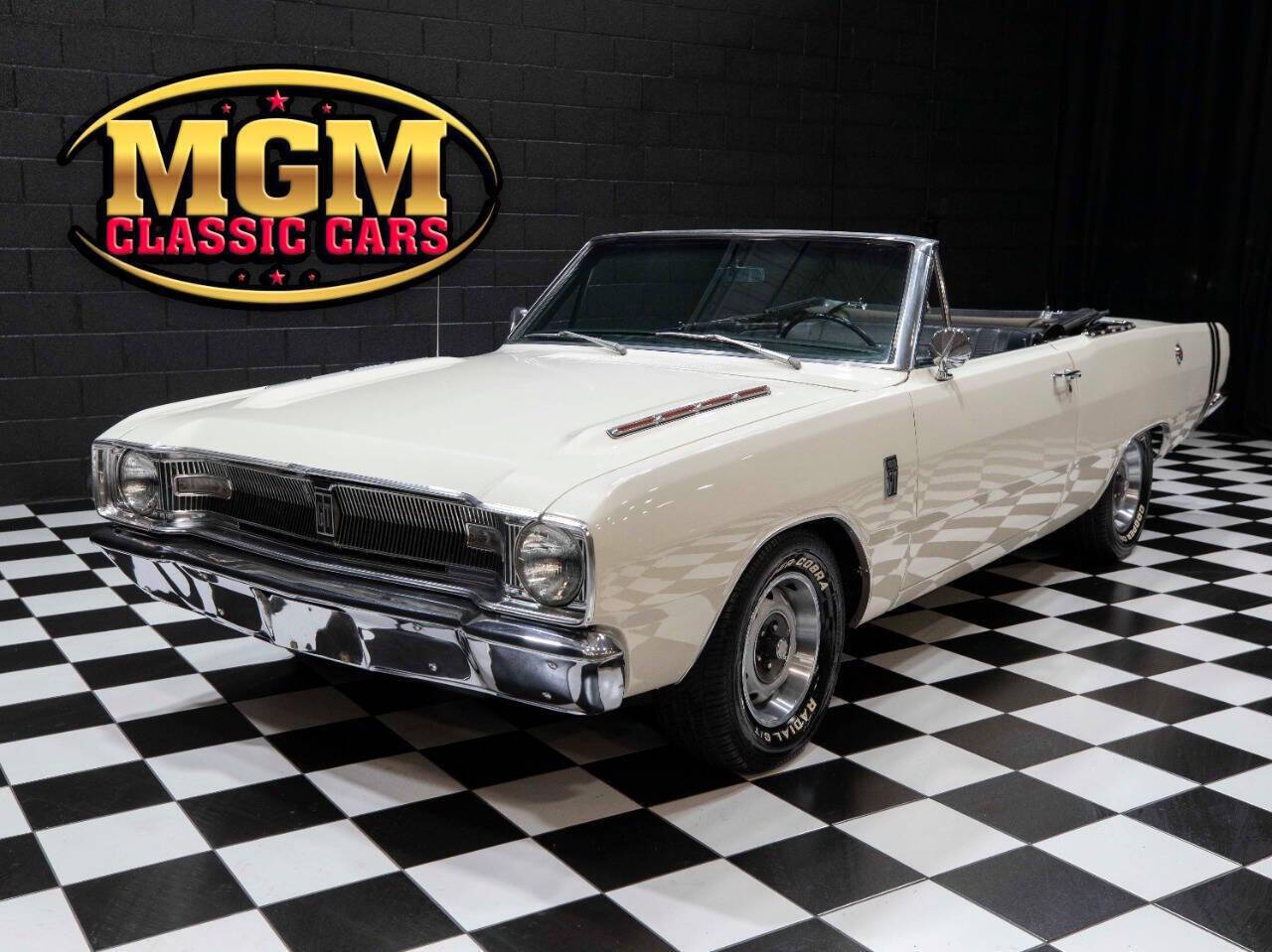 1967 Dodge Dart 3