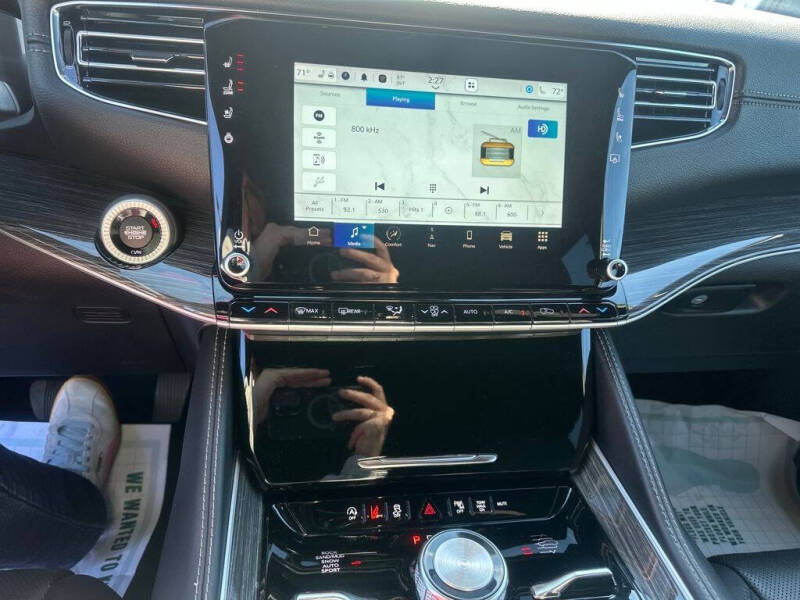 2022 Jeep Wagoneer Series III