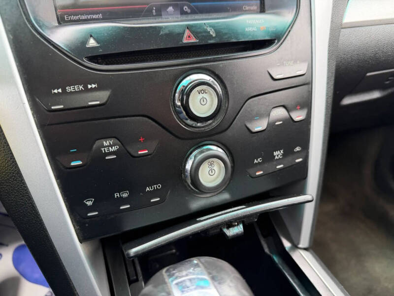 2011 Ford Explorer XLT