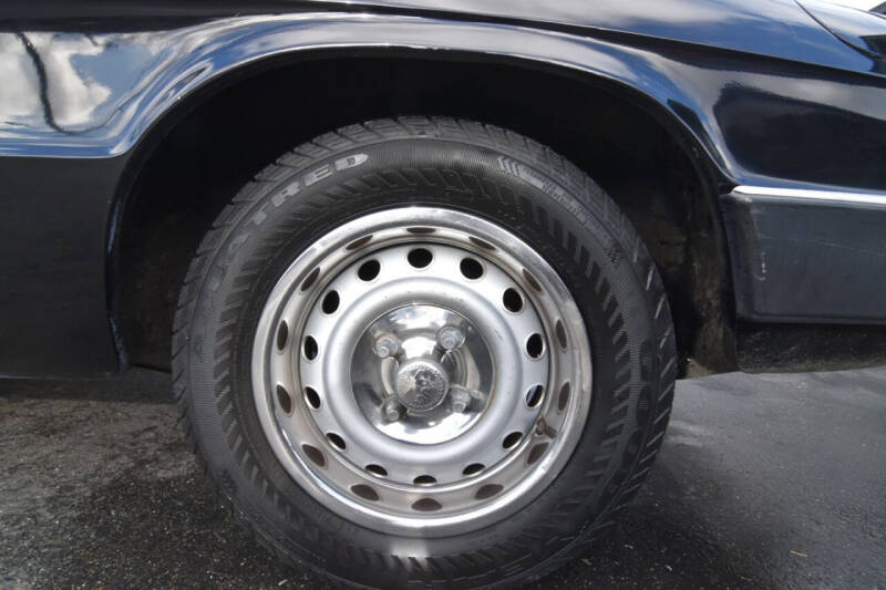 1987 Alfa Romeo Spider Graduate