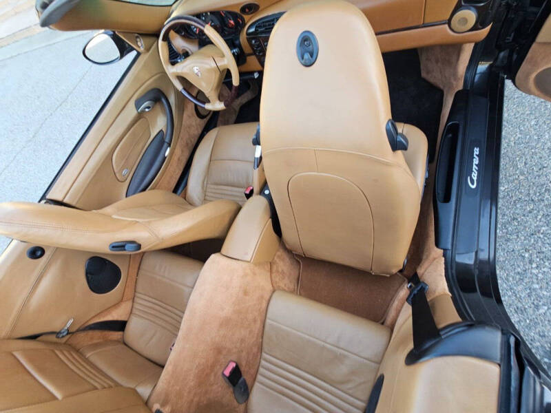 2001 Porsche 911 Carrera