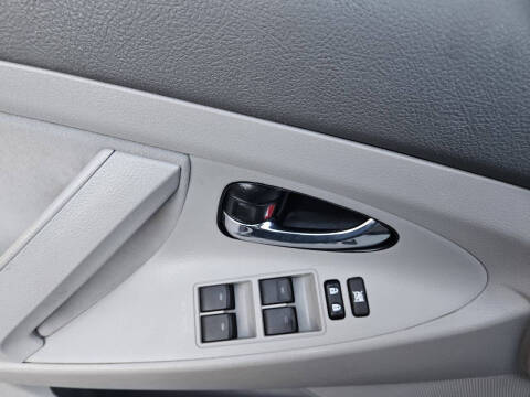 2010 Toyota Camry LE