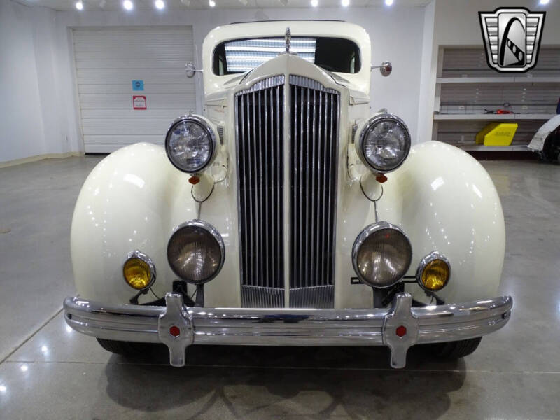 1936 Packard Eight Sedan