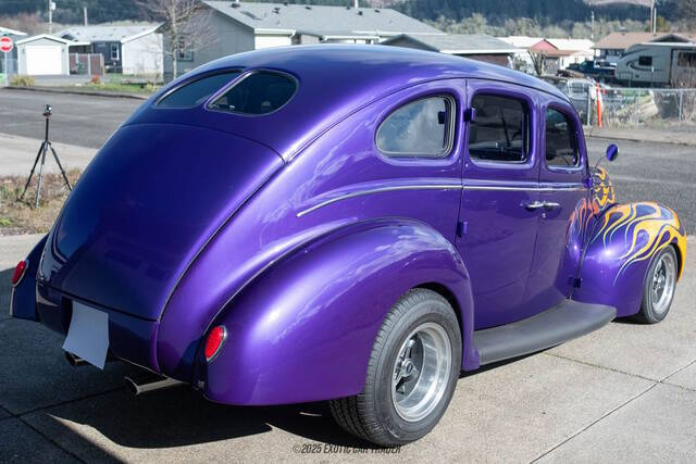 1939 Ford Deluxe