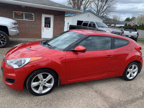 2013 Hyundai Veloster for sale at MYERS PRE OWNED AUTOS & POWERSPORTS in Paden City WV