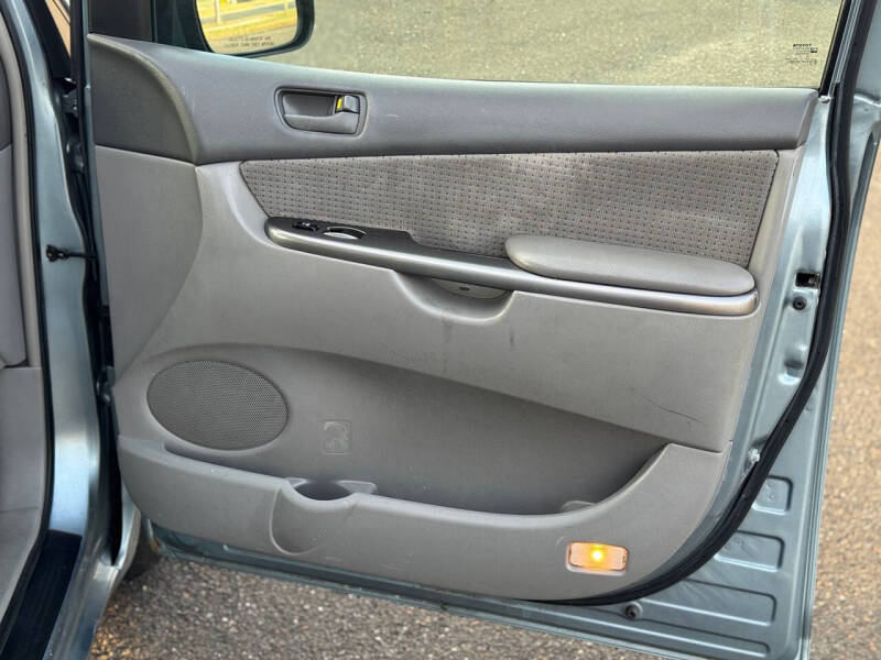 2006 Toyota Sienna CE 7 Passenger