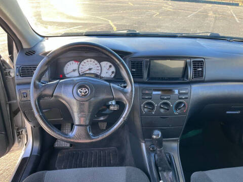 2004 Toyota Corolla