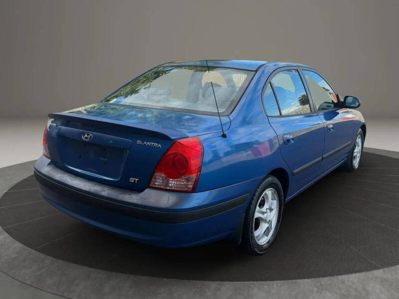 2004 Hyundai Elantra