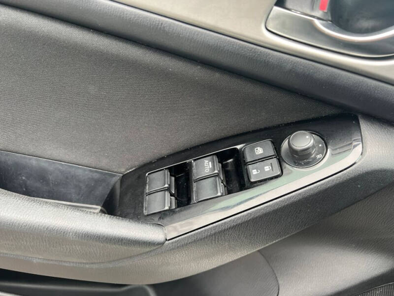 2017 Mazda MAZDA3 Sport